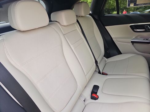 Certified 2026 Mercedes-Benz GLC 300 4MATIC image 13