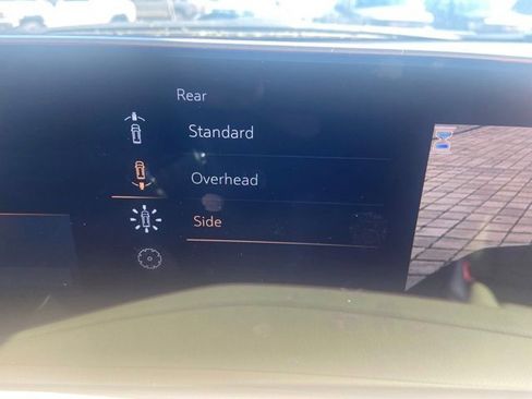 Certified 2025 Cadillac XT4 Premium Luxury image 17