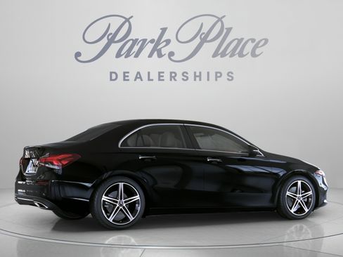 Used 2022 Mercedes-Benz A 220 image 24