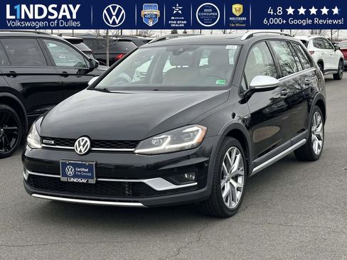 Used 2019 Volkswagen Golf Alltrack SE image 3