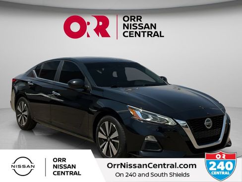 Used 2022 Nissan Altima 2.5 SV FWD image 3