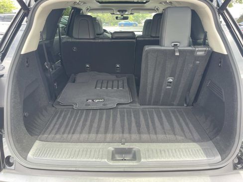 Certified 2024 INFINITI QX60 Luxe FWD image 8