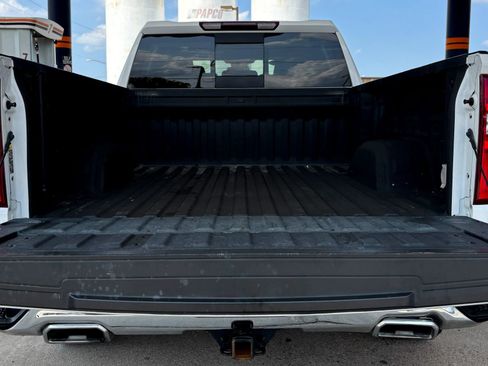 Used 2022 Chevrolet Silverado 1500 LTZ w/ LTZ Convenience Package II image 16