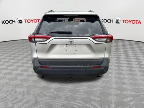 Used 2019 Toyota RAV4 XLE w/ Convenience Package AWD/4WD image 7