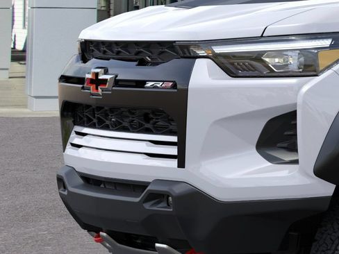 New 2026 Chevrolet Colorado ZR2 w/ Technology Package AWD/4WD image 13