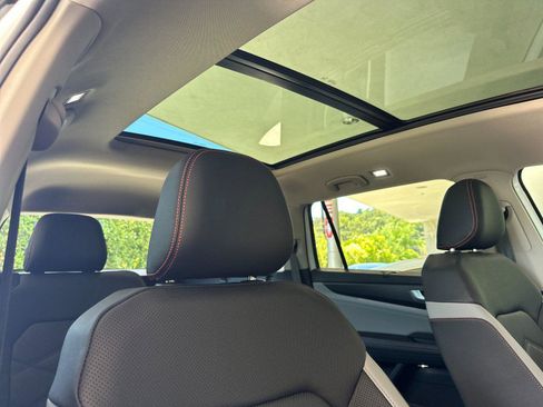 New 2026 Volkswagen Atlas Peak Edition AWD/4WD image 17