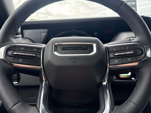 New 2026 GMC Yukon XL Denali w/ LPO, Floor Liner Package AWD/4WD image 22