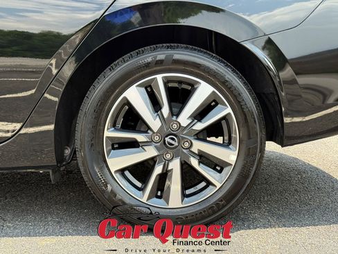 Used 2024 Nissan Versa SV image 25