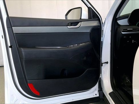 Used 2025 Hyundai Palisade SEL FWD image 24