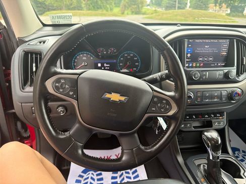 Used 2022 Chevrolet Colorado Z71 AWD/4WD image 13