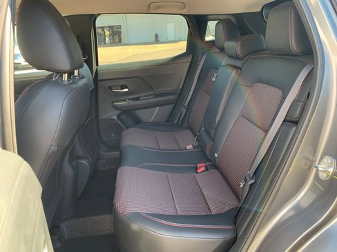 New 2026 Nissan Kicks SR image 17