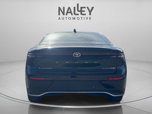 Used 2026 Toyota Crown Platinum image 4