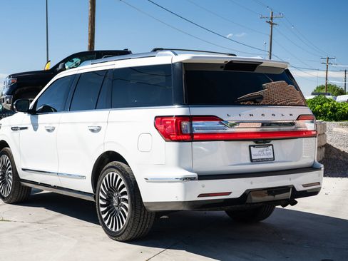 Used 2020 Lincoln Navigator Black Label w/ Cargo Convenience Package AWD/4WD image 5