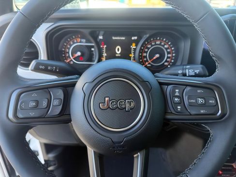 New 2026 Jeep Gladiator Willys AWD/4WD image 27