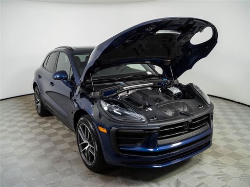New 2026 Porsche Macan Turbo AWD/4WD image 34