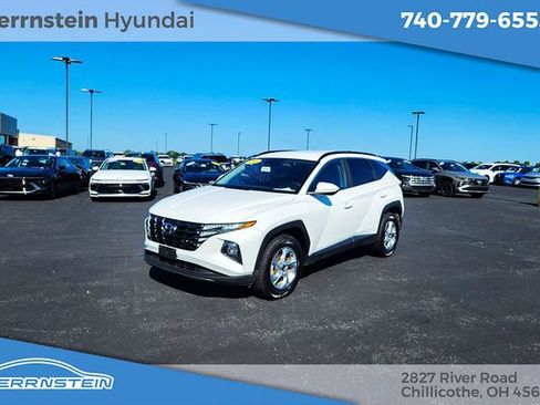Used 2023 Hyundai Tucson SEL AWD/4WD image 3