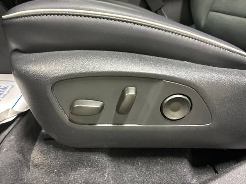 Used 2026 Buick Enclave Sport Touring FWD image 12