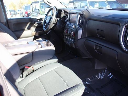 Used 2021 Chevrolet Silverado 1500 LT w/ Convenience Package II image 32