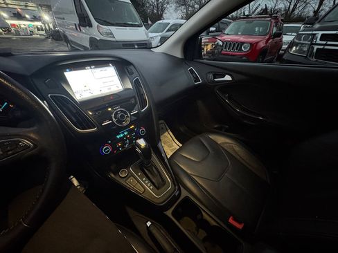 Used 2017 Ford Focus Titanium w/ Titanium Technology Package image 14