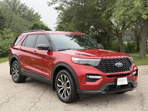 Used 2020 Ford Explorer ST w/ Premium Technology Package AWD/4WD image 7
