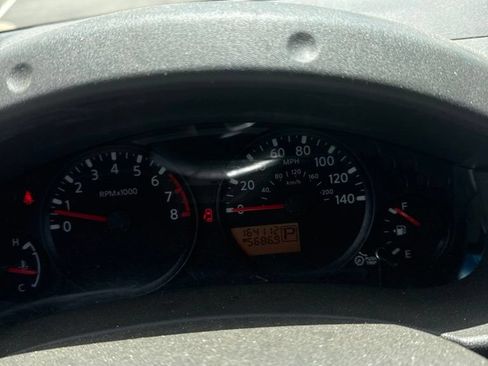Used 2009 Nissan Frontier SE w/ Power Pkg RWD image 14