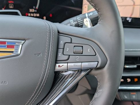 New 2026 Cadillac CT5 V w/ Technology Package AWD/4WD image 22