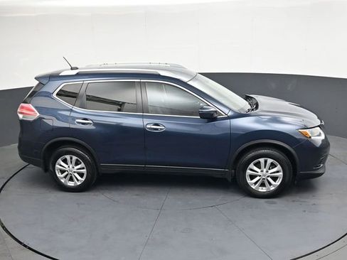 Used 2016 Nissan Rogue SV image 21