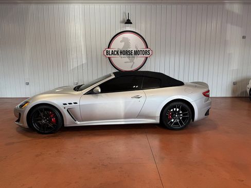 Used 2016 Maserati GranTurismo MC image 2