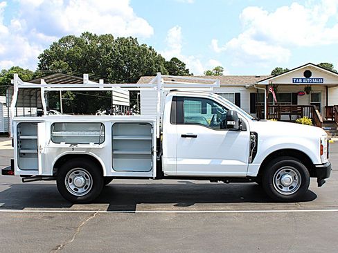 Used 2025 Ford F350 XL w/ XL Driver Assist Package RWD image 10