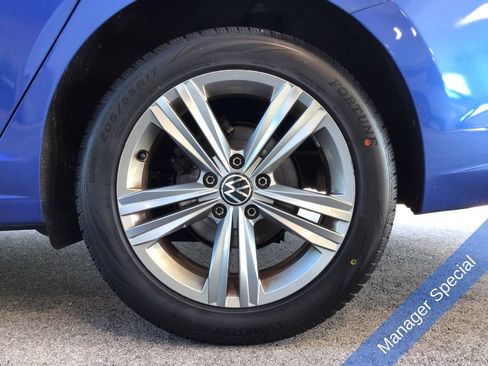 Used 2024 Volkswagen Jetta SE FWD image 18