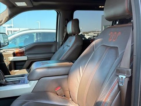 Used 2016 Ford F150 King Ranch w/ Equipment Group 601A Luxury image 8