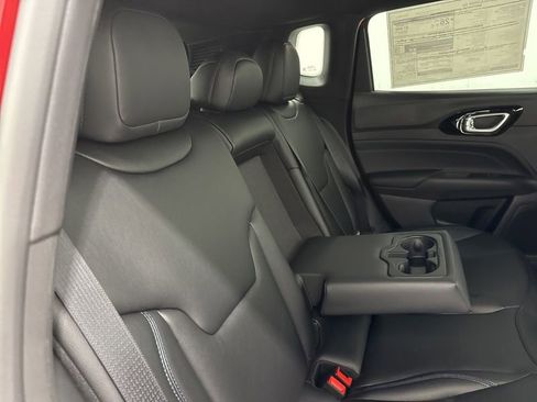 New 2026 Jeep Compass Limited AWD/4WD image 12