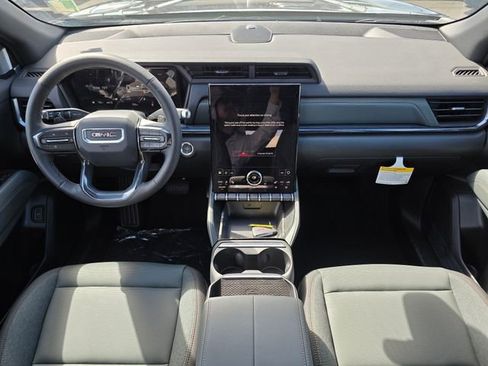 New 2026 GMC Terrain AT4 w/ Technology Package II AWD/4WD image 18