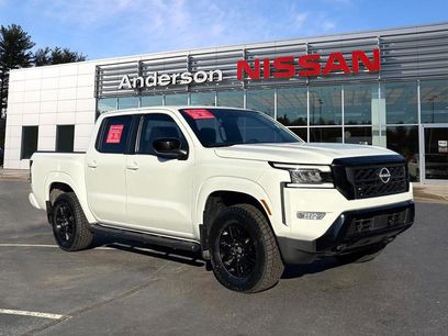 Certified 2023 Nissan Frontier SV w/ Midnight Edition Package