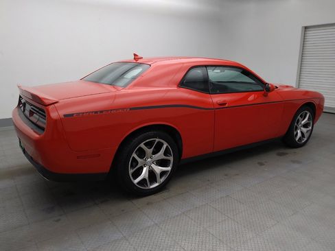 Used 2015 Dodge Challenger SXT Plus RWD image 10