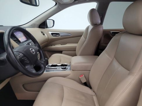 Used 2019 Nissan Pathfinder SL w/ SL Premium Package AWD/4WD image 17