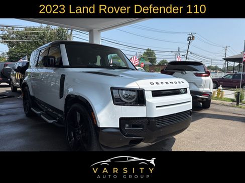 Used 2023 Land Rover Defender 110 V8 image 3