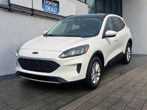 Used 2021 Ford Escape SE w/ Cold Weather Package AWD/4WD image 7