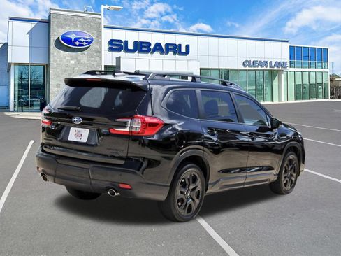 Certified 2025 Subaru Ascent Bronze Edition AWD/4WD image 6