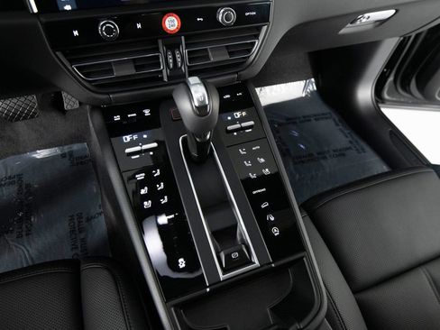 New 2026 Porsche Macan AWD/4WD image 26