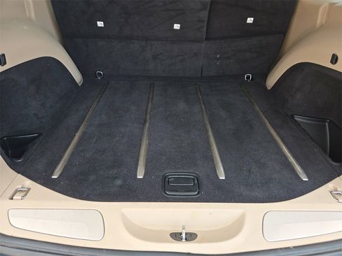 Used 2017 Jeep Grand Cherokee Limited image 30