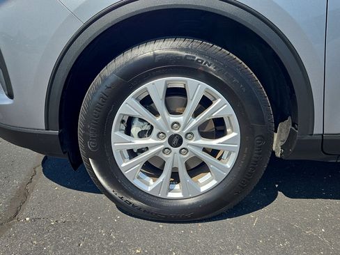 Certified 2024 Ford Escape Active AWD/4WD image 24