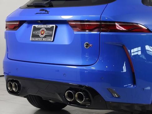 Used 2024 Jaguar F-PACE SVR image 83