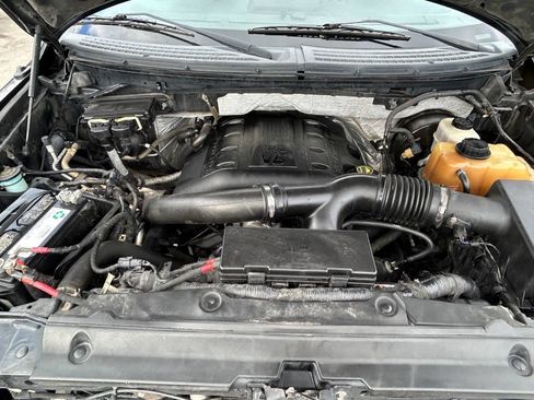 Used 2011 Ford F150 XLT w/ XLT Chrome Pkg image 15