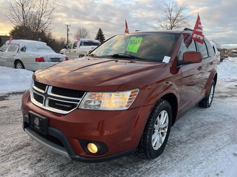 Used 2013 Dodge Journey SXT w/ Convenience Group I image 3