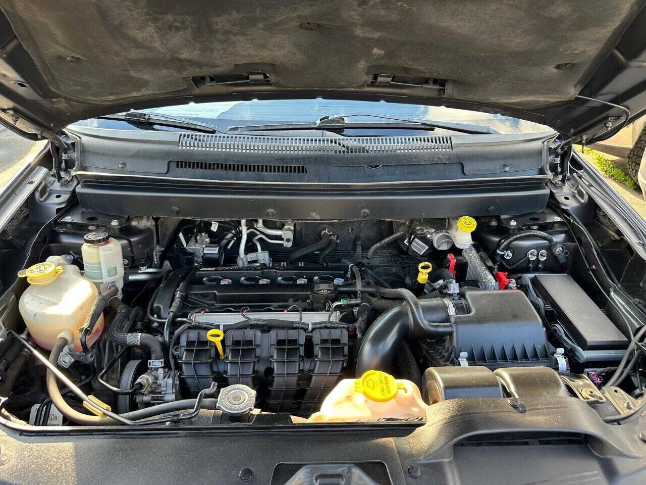 Used 2015 Dodge Journey American Value Package w/ Flexible Seating Group FWD image 19