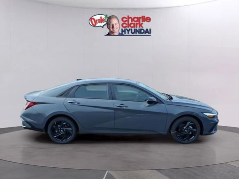 New 2026 Hyundai Elantra Sport FWD image 6