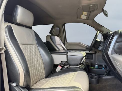 Used 2017 Ford F250 XLT image 19