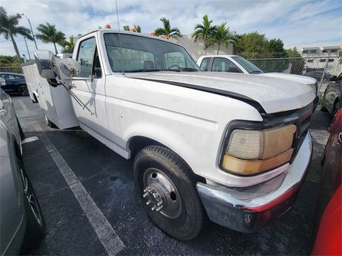 Used 1993 Ford F350 2WD Regular Cab image 2