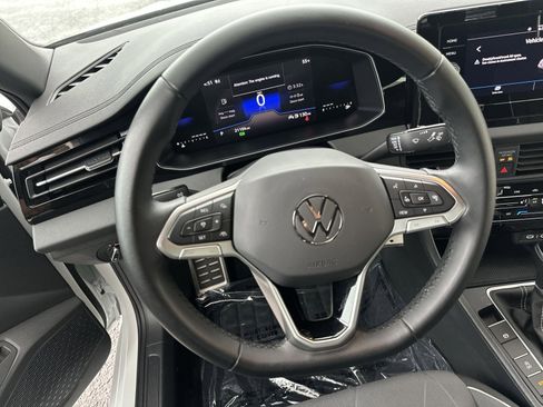 Used 2025 Volkswagen Jetta Sport FWD image 24